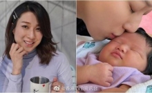 明报OL：钟嘉欣诞孻女后首现身︰新